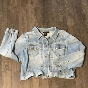 Distressed denim jean jacket. Lane Bryant 18/20